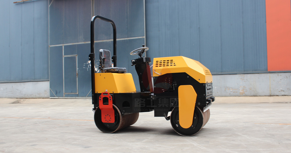 小型壓路機(jī) 小型壓路機(jī)
